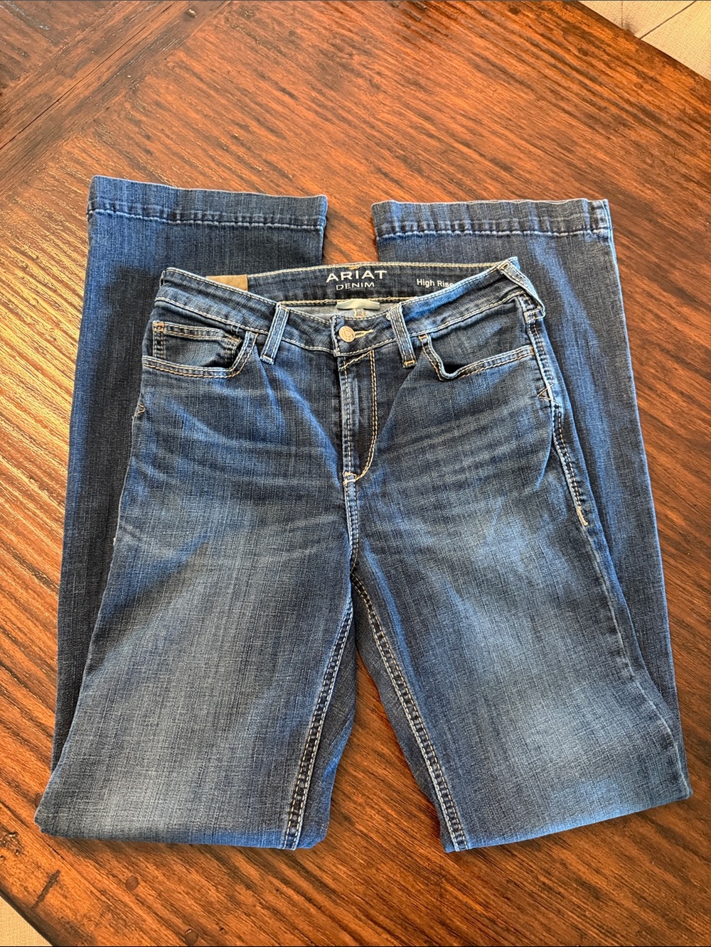 Ariat Women's High-Rise Medium Wash Blue Jeans Slim Trouser Long